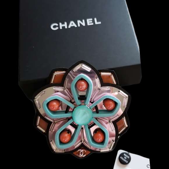 CHANEL Jewelry - CHANEL 2016 SEOUL CRUISE COLLECTION BROOCH
